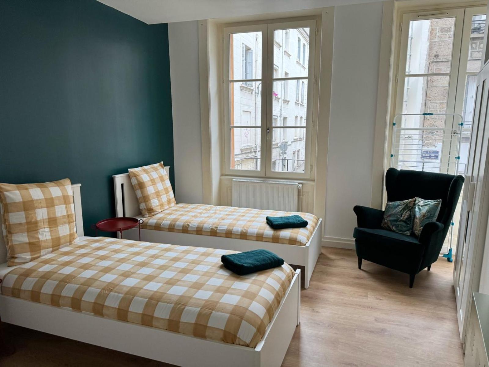 24 Chic & Cosy Grand Appart 88M2 Parking Gratuit Hypercentre Netflix Saint-Etienne  Esterno foto